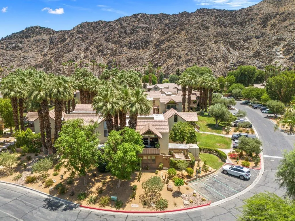 46750 Mountain Cove Drive 21, Indian Wells, California 92210 home-pic-0